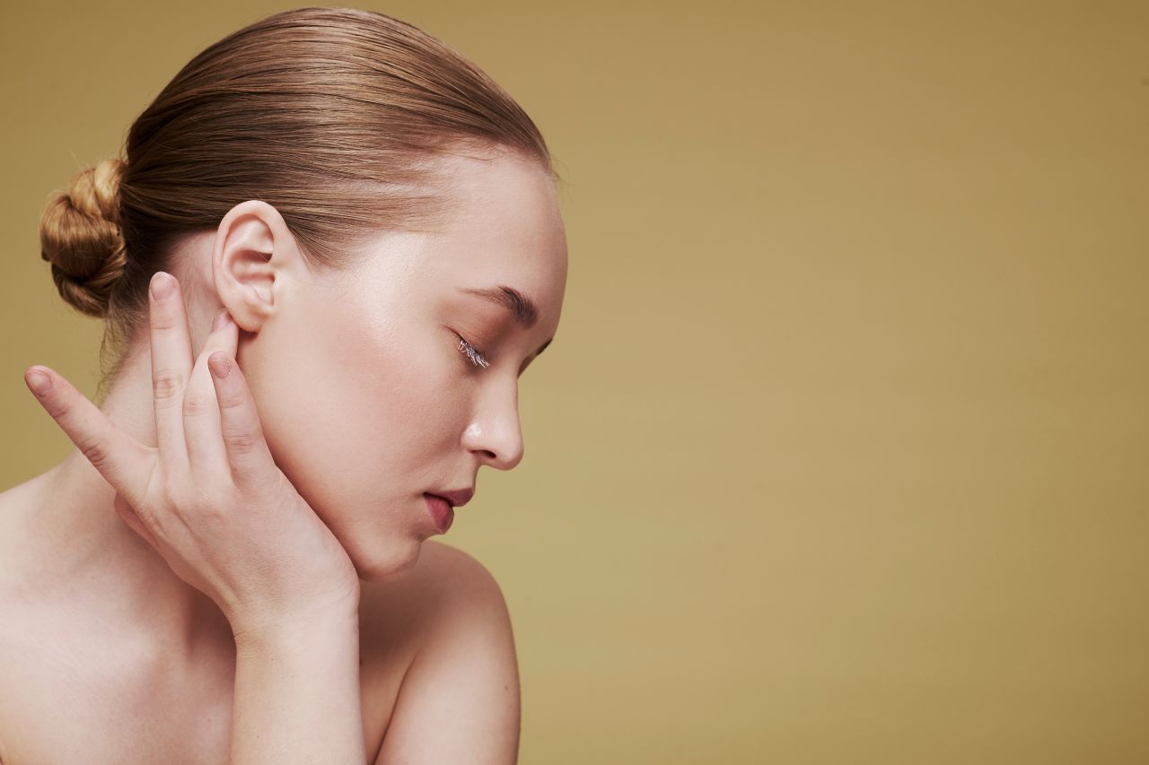 Tech Neck: ¿en qué consiste y cómo evitarlo?